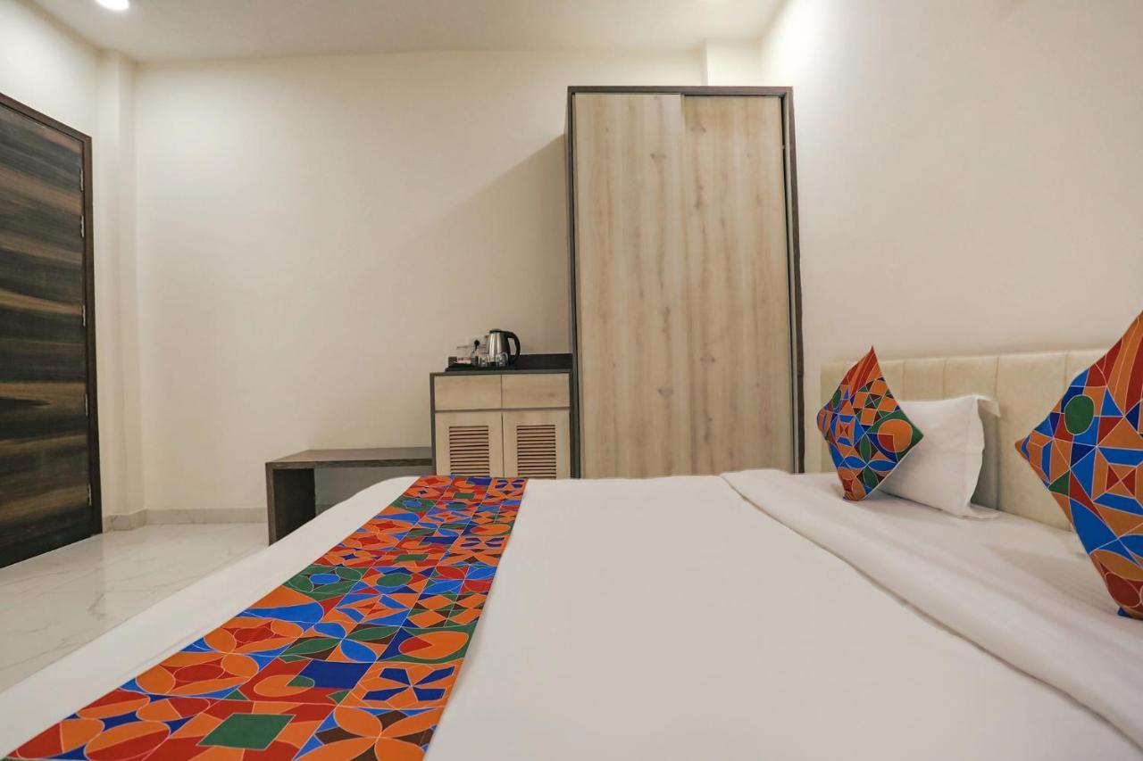 Fabhotel Ab Inn Huda City Center 구르가온 외부 사진