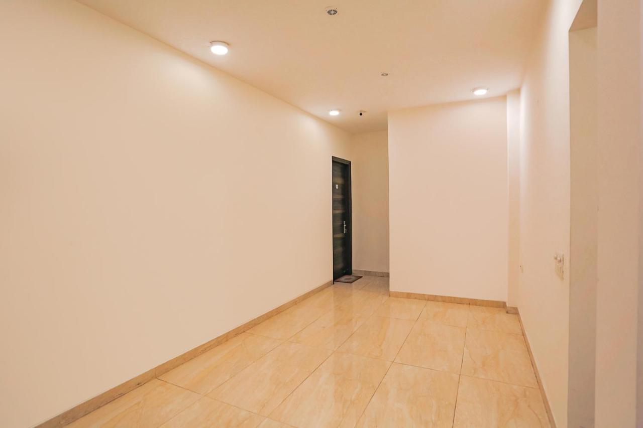 Fabhotel Ab Inn Huda City Center 구르가온 외부 사진